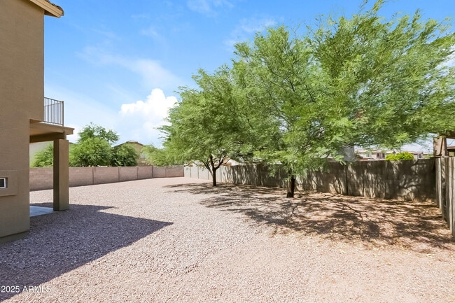 Building Photo - 11367 W Yavapai St
