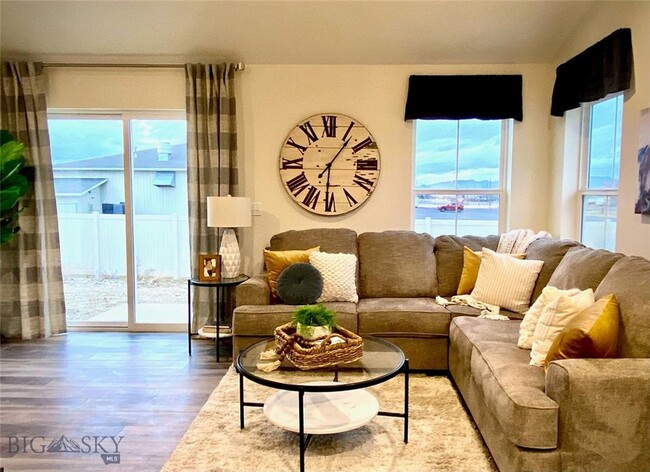 Primary Photo - Beautiful 3 Bedroom Home