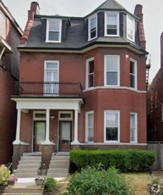 Building Photo - 3449 Crittenden St