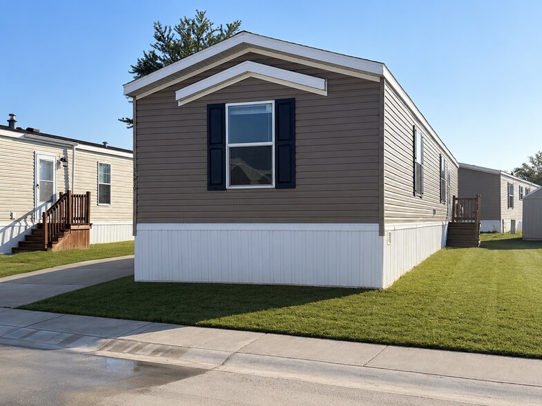 Building Photo - 38030 Pardo Dr