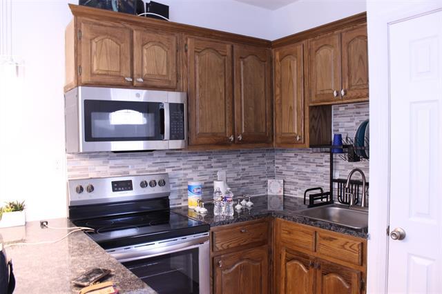 Building Photo - 2411 Anderson St