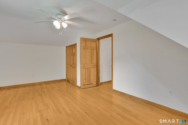 Building Photo - 228 N Granby Rd