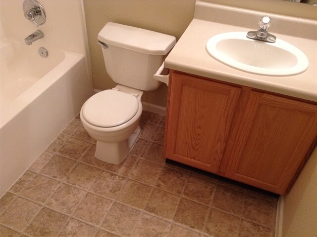 Building Photo - 10534 Aspen Dr