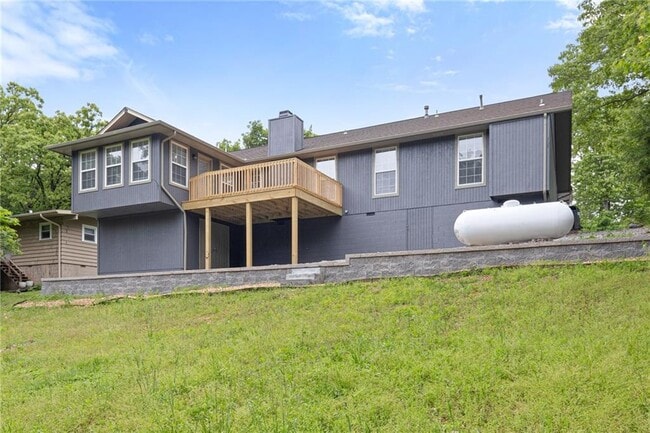 Building Photo - 6 Swanage Dr