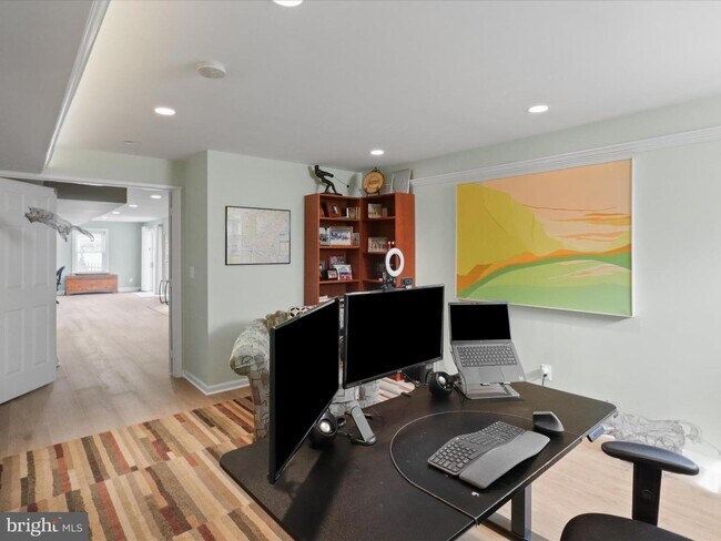 Building Photo - 4407 Jayson Ln