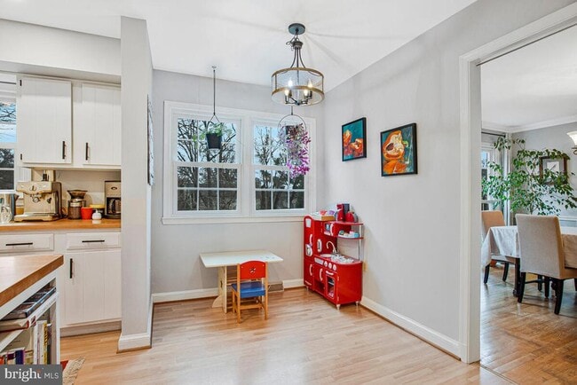 Building Photo - 15805 Wayne Ave