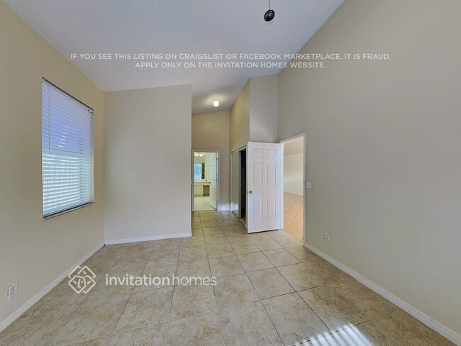 Building Photo - 1140 NW 184th Terrace