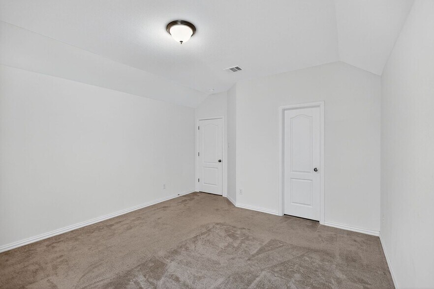 Building Photo - 112 Santo Spirit Road