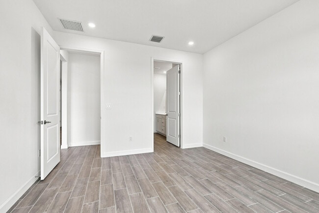 Building Photo - 3538 Spanish Cedar Pl