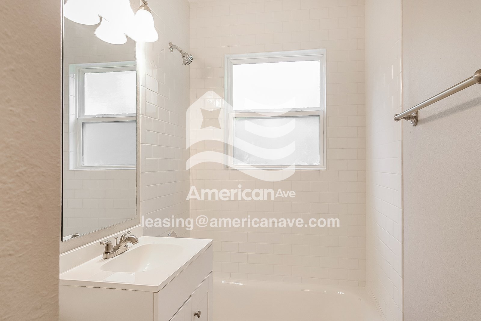 Building Photo - 143 W 50th Pl N