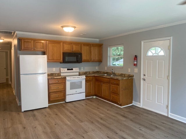 Building Photo - 1211 Hibiscus St