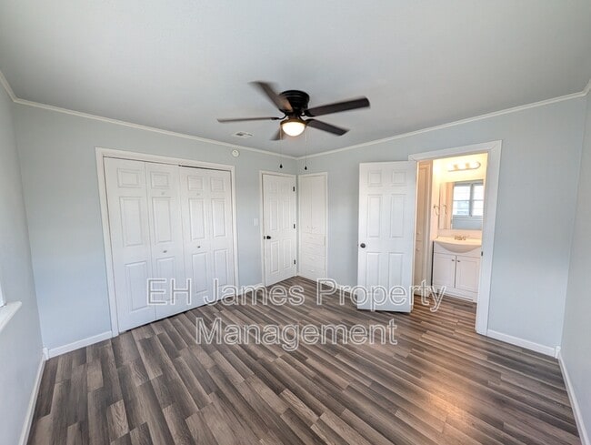 Building Photo - 5214 S Delaware Pl