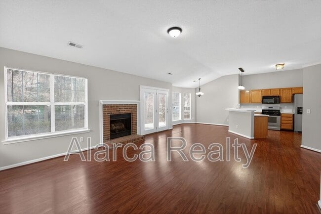 Building Photo - 11025 Scrimshaw Ln