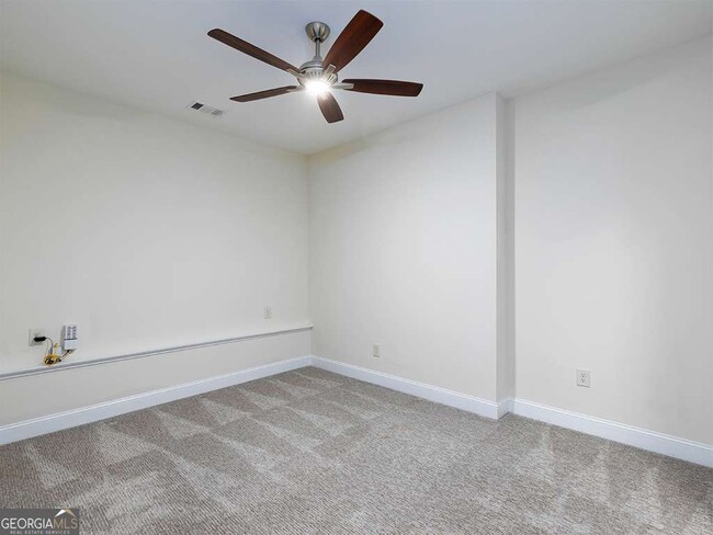 Building Photo - 3394 Bryerstone Cir SE