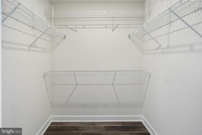 Building Photo - 6725 24th Ct N