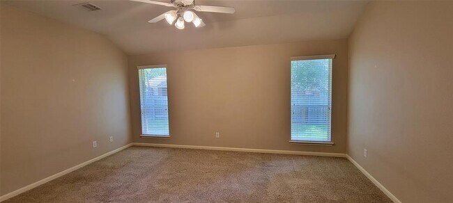 Building Photo - 98 S Regan Mead Cir