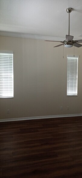 Building Photo - 289 Rotonda Blvd W