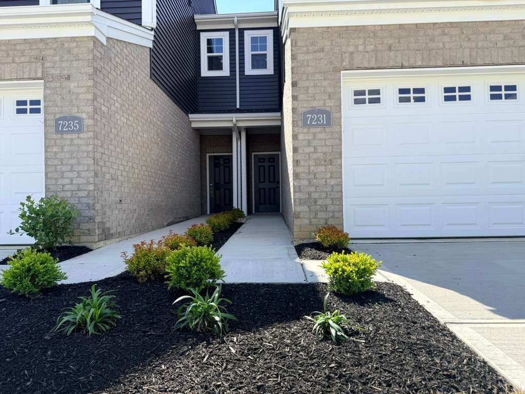 Building Photo - 7231 Grandway Dr