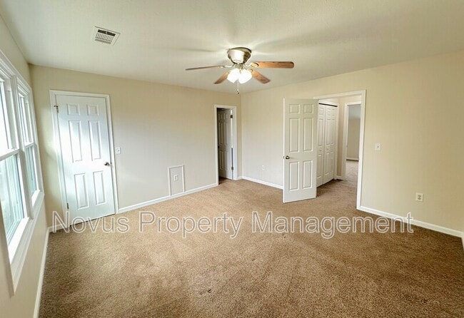 Building Photo - 104 Wrenwood Ln