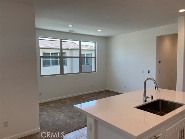 Building Photo - 4402 Clifton Ave