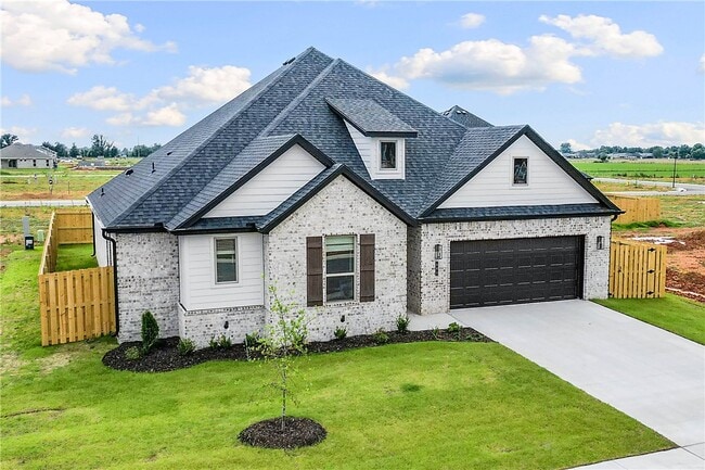 Building Photo - 803 Jenison Rd
