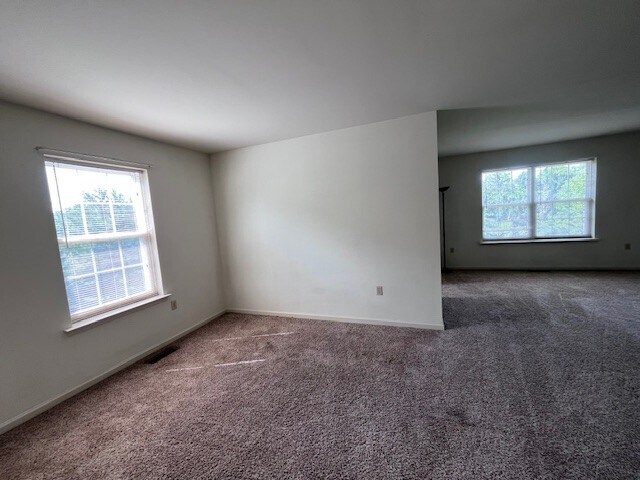 Building Photo - 7021 Hunt Dr