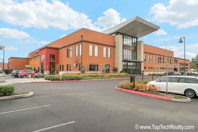 Building Photo - Outstanding 45 Central home with 3BR + Den / 2.5BA, Amazing upscale features, Across from Nike Wo...