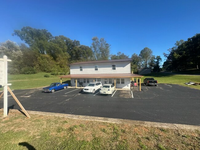 Building Photo - 3241 Enka Hwy