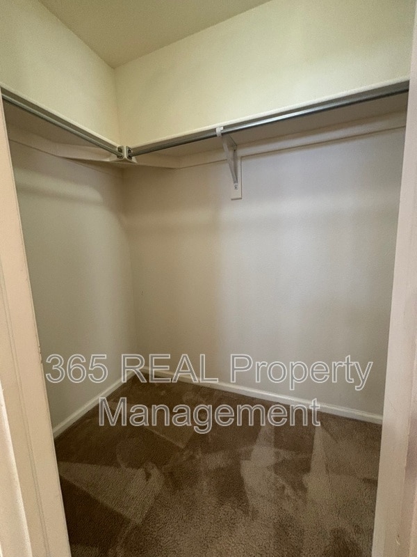 Building Photo - 10108 W 13th St