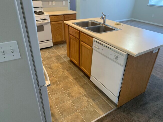 Building Photo - 3480 S Ashby Vw Cv