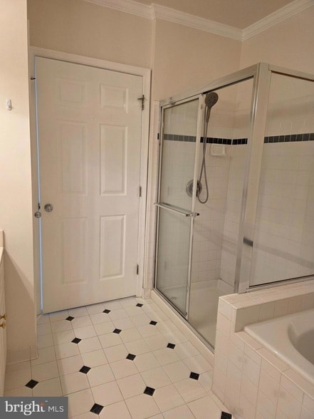 Building Photo - 43134 Watercrest Square