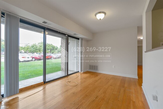Building Photo - 3 br, 1.5 bath Condo - 6305 Hil Mar Drive,...
