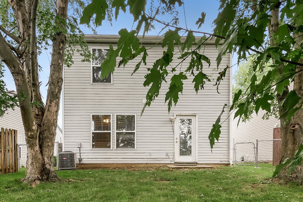 Building Photo - 441 Overland Dr