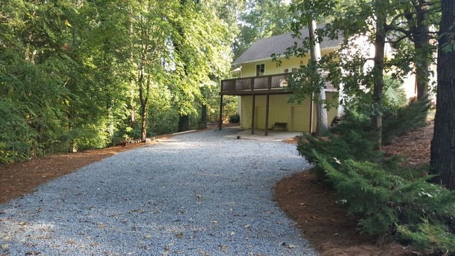 Building Photo - Lake Allatoona Victoria Cottages