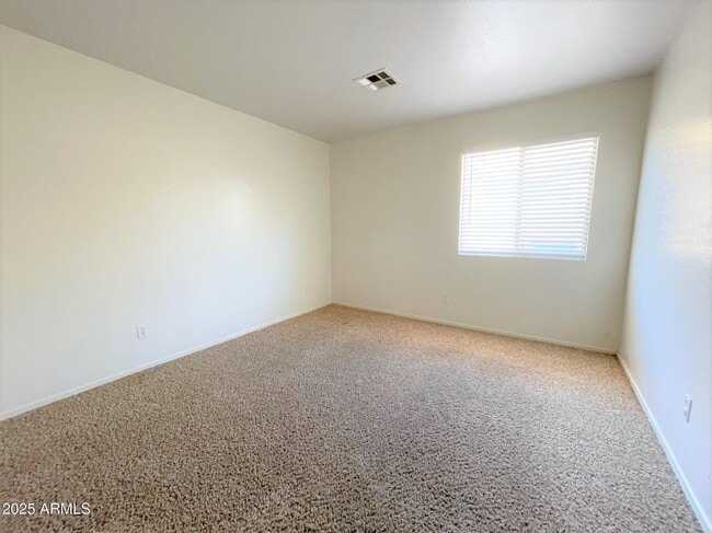 Building Photo - 6717 E Lush Vista View
