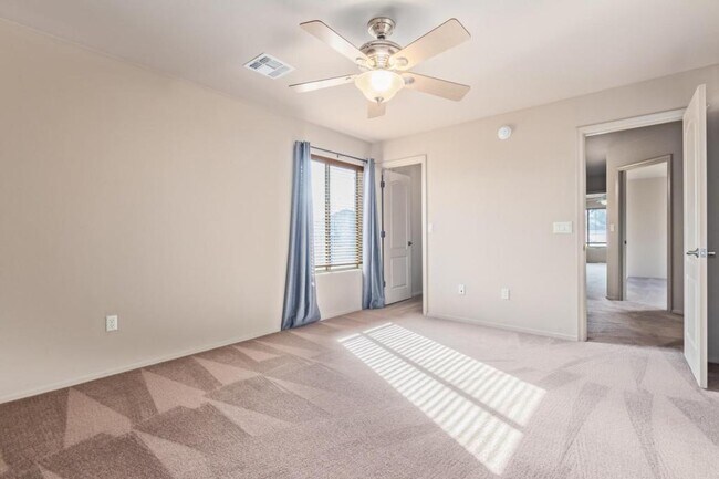 Building Photo - 13915 E Cienega Creek Dr