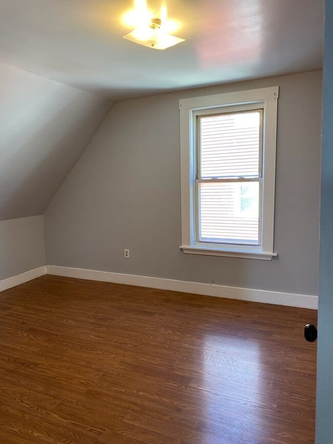 Building Photo - 22DOWN