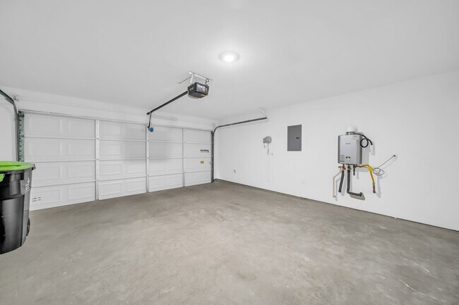 Building Photo - 21333 FM 1488 Rd