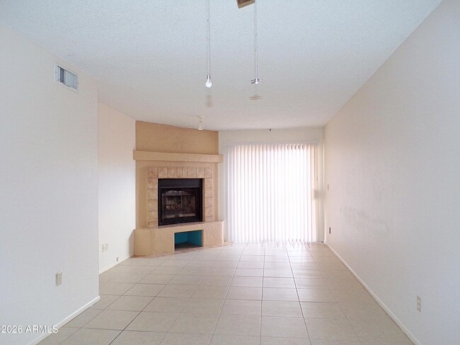 Building Photo - 4411 Buena Loma Way