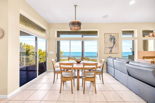 Building Photo - 2775 Jimmy Buffett Mem Hwy