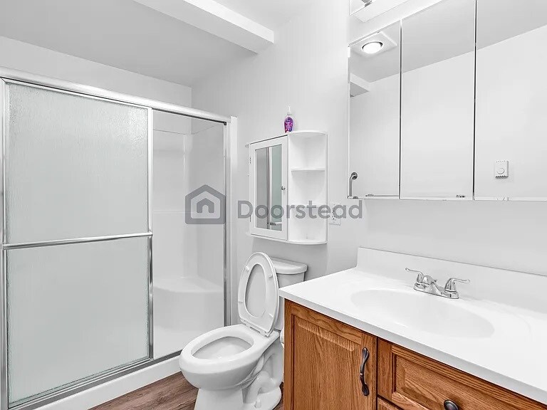 Building Photo - 3533 NE 17th Pl