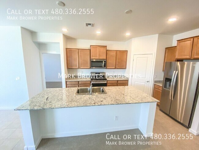Building Photo - 6980 E Gamebird Way