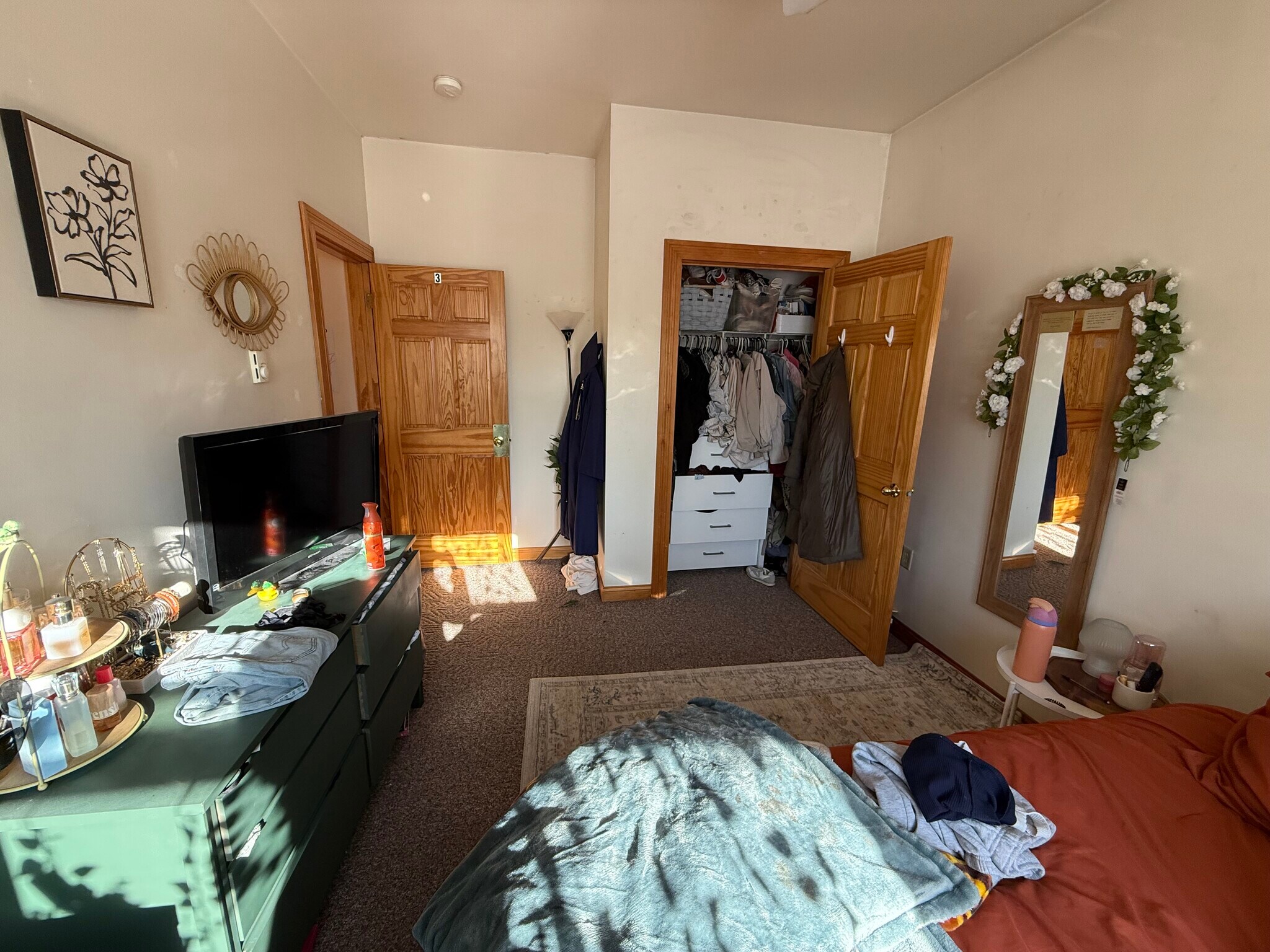 Building Photo - 624 Water St