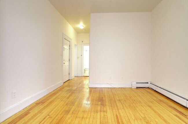 Building Photo - 202 Bloomfield St