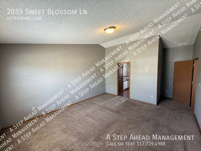 Building Photo - 2039 Sweet Blossom Ln