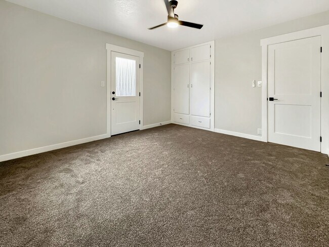 Building Photo - Updated Boise North End Home with Private Balcony, Garage & Easy Access to Trails and Dining