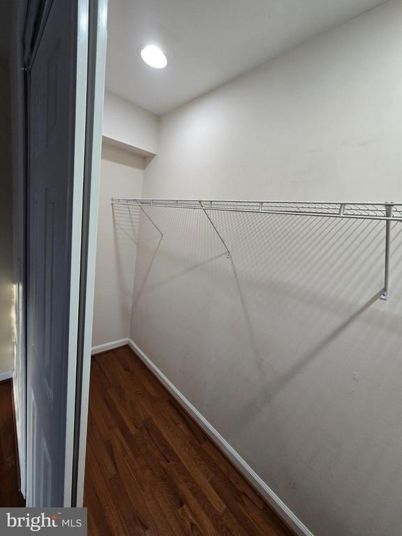 Building Photo - 8000 Chanute Pl