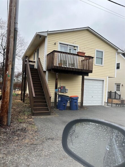 Building Photo - 7 W Bank St