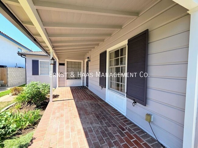 Building Photo - 3627 Orange Ave