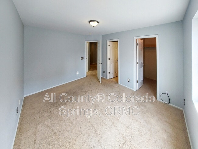 Building Photo - 4182 Pioneer Creek Dr